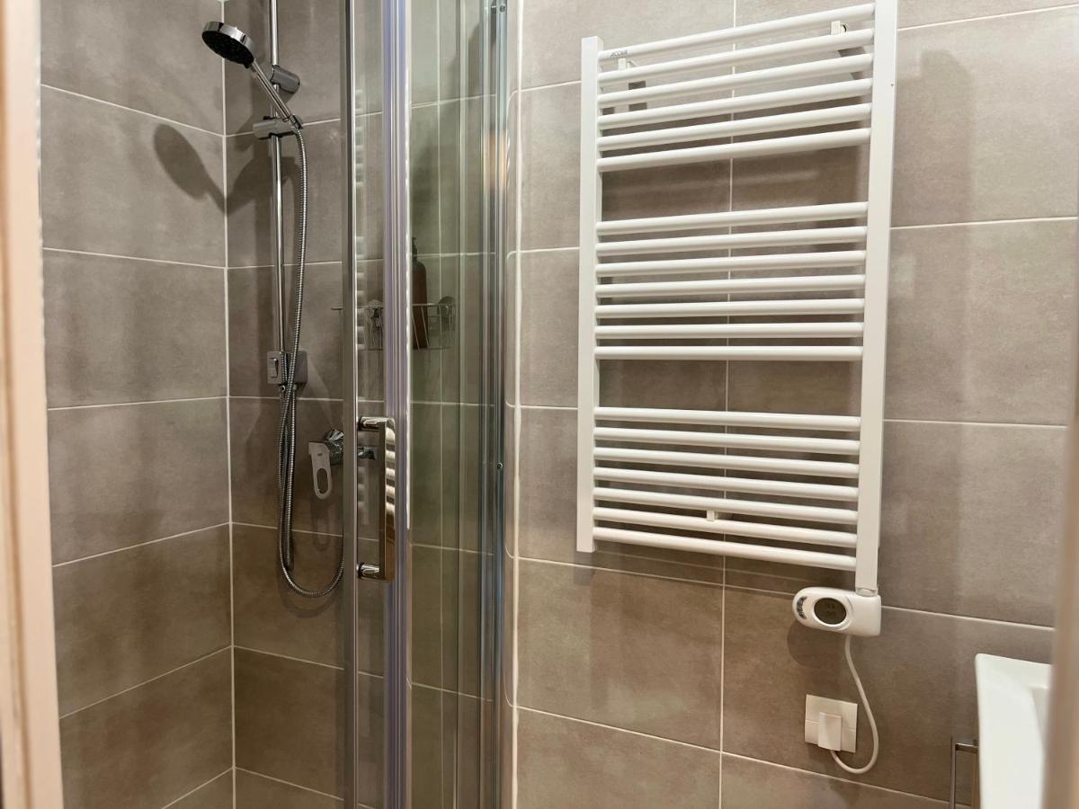 Maison La Licorne, Spacieuse, Tout Equipee, 5 Chambres อาเมียงส์ ภายนอก รูปภาพ